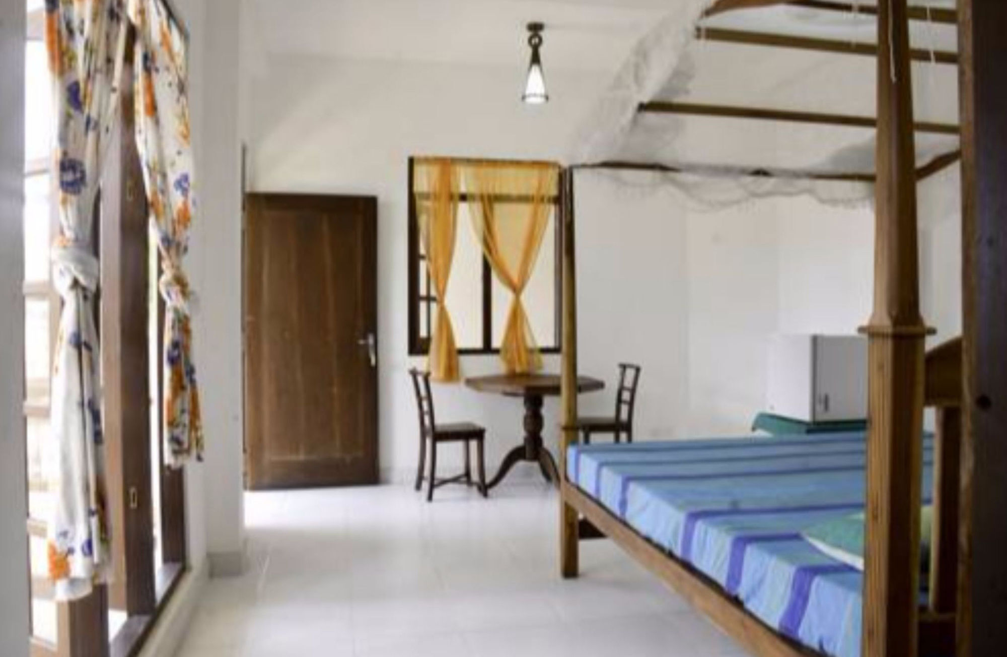 היקדואה Long Beach Guest House מראה חיצוני תמונה