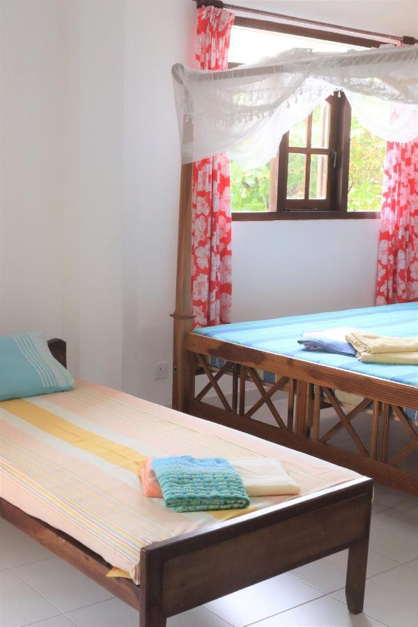 היקדואה Long Beach Guest House מראה חיצוני תמונה