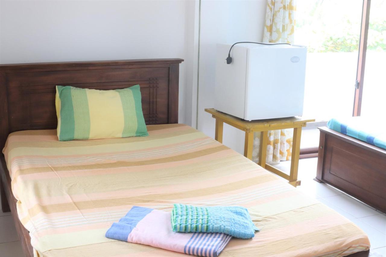 היקדואה Long Beach Guest House מראה חיצוני תמונה